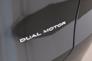 Tesla Model Y bild 24