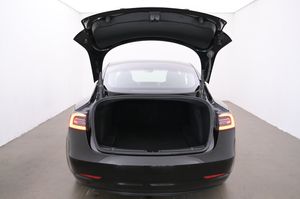 Tesla Model 3 bild 22