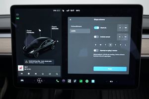 Tesla Model 3 bild 12