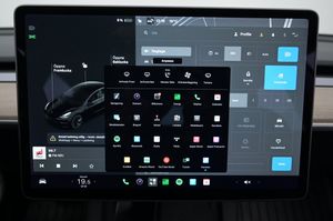Tesla Model 3 bild 18