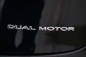 Tesla Model 3 bild 25
