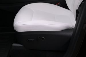 Tesla Model Y bild 11