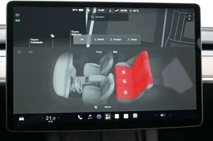 Tesla Model Y bild 21
