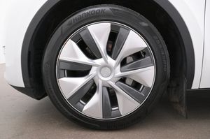 Tesla Model Y bild 27