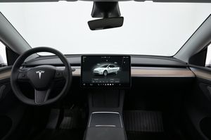 Tesla Model Y bild 6