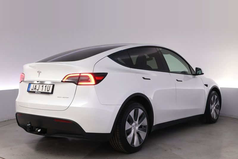 Tesla Model Y bild 5