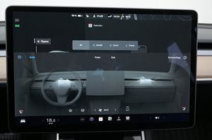 Tesla Model 3 bild 16