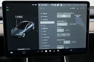 Tesla Model 3 bild 13