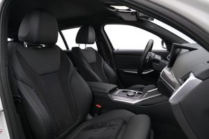 BMW 330 bild 12
