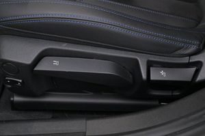 BMW 330 bild 11