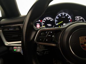 Porsche Panamera bild 17