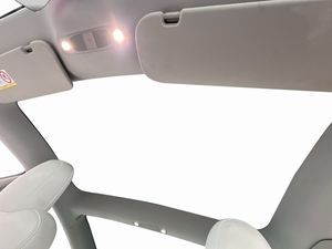 Tesla Model 3 bild 12