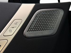 BMW iX bild 15