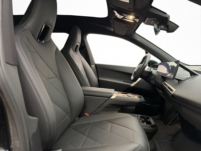 BMW iX bild 33