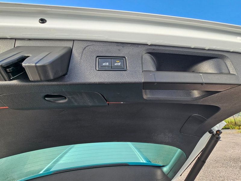Volkswagen Passat bild 6