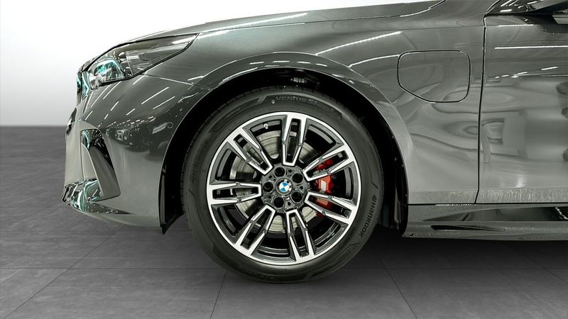 BMW 530 bild 9