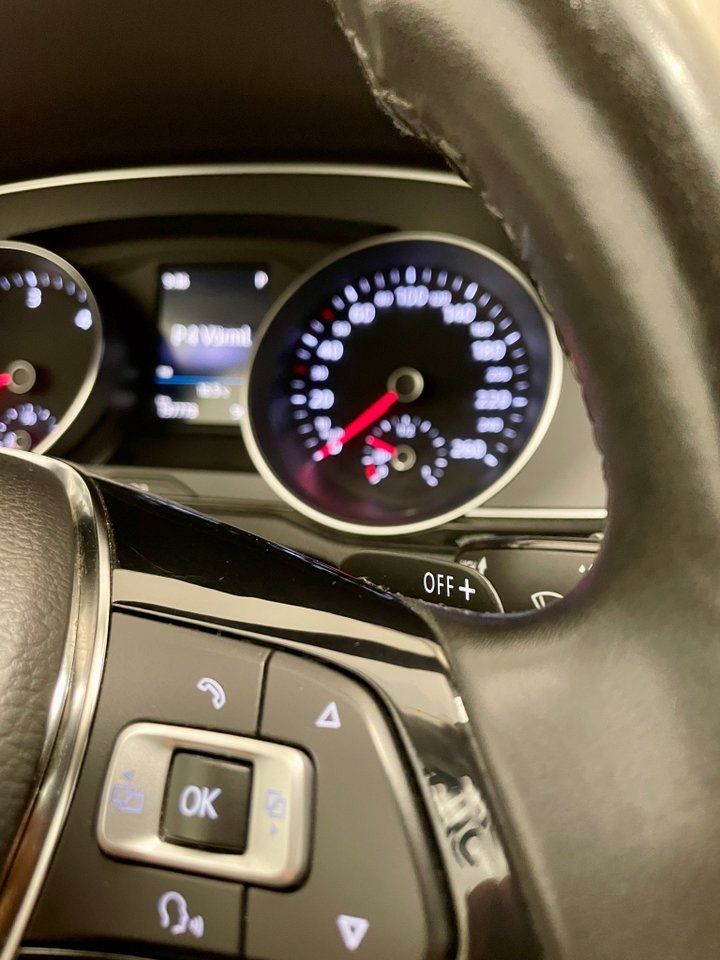 Volkswagen Passat bild 8