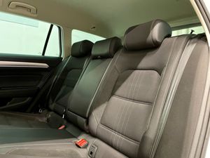 Volkswagen Passat bild 20