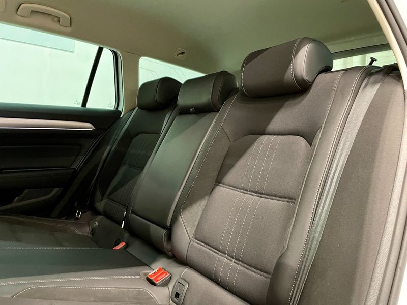 Volkswagen Passat bild 20