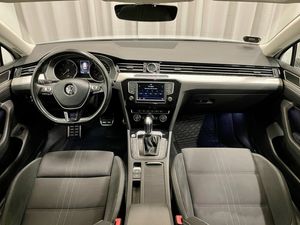 Volkswagen Passat bild 15