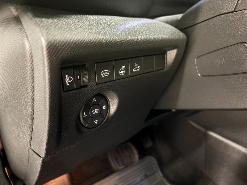Citroen C4 X bild 8