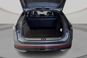 Volkswagen Passat bild 7