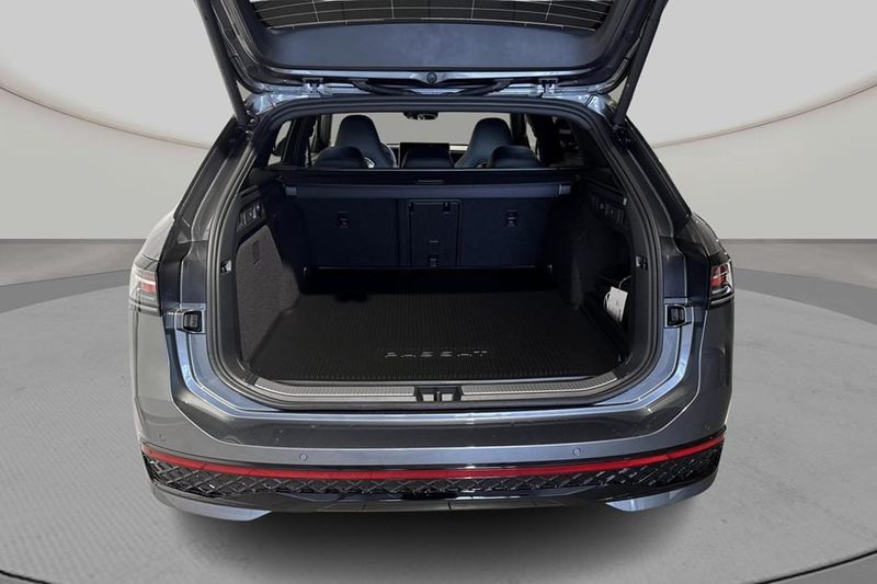 Volkswagen Passat bild 7