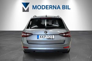 Skoda Superb bild 4
