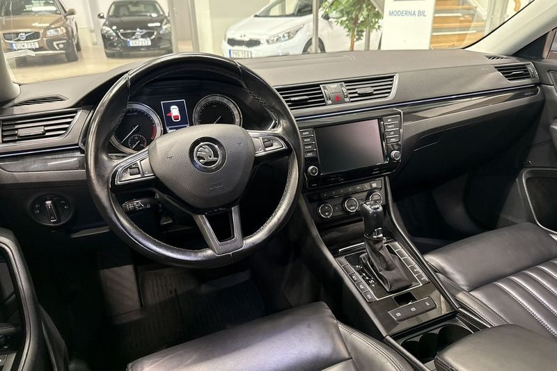 Skoda Superb bild 8