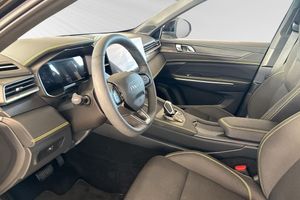 Lynk & Co 01 bild 5