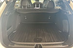 Lynk & Co 01 bild 12