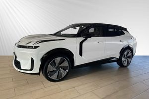 Lynk & Co 08 bild 2