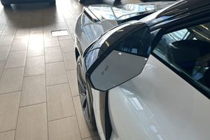 Lynk & Co 08 bild 18