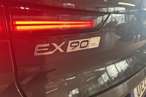 Volvo EX90 bild 14