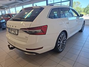 Skoda Superb bild 4
