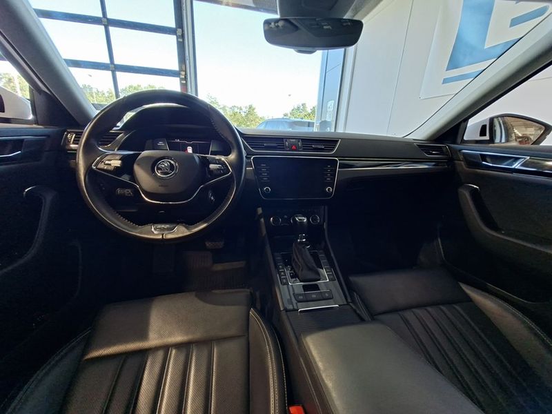 Skoda Superb bild 7