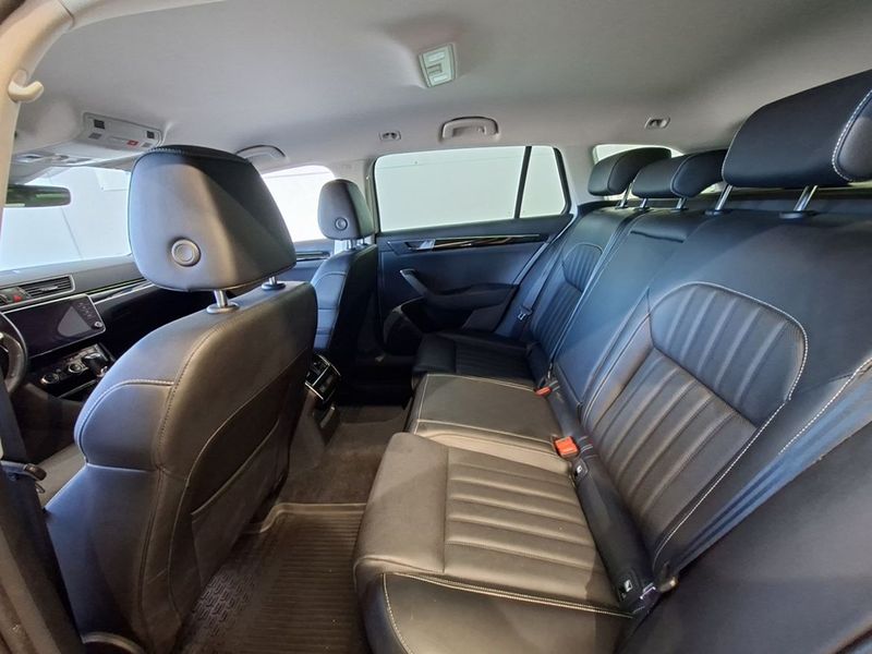 Skoda Superb bild 6