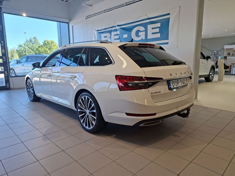 Skoda Superb bild 3