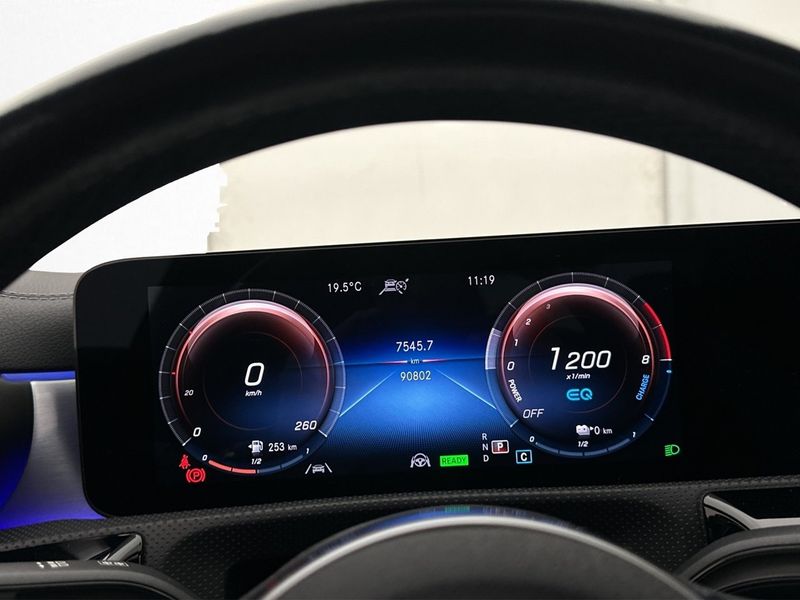 Mercedes CLA250 bild 16
