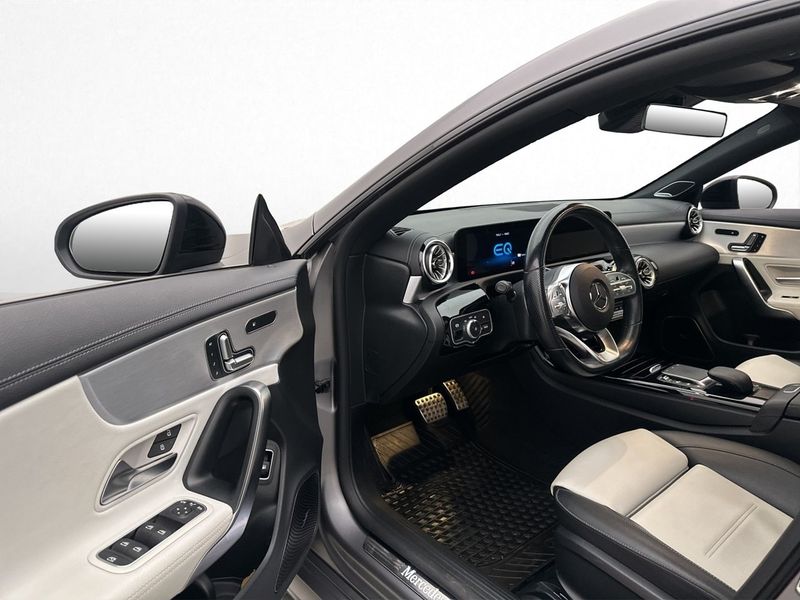 Mercedes CLA250 bild 9