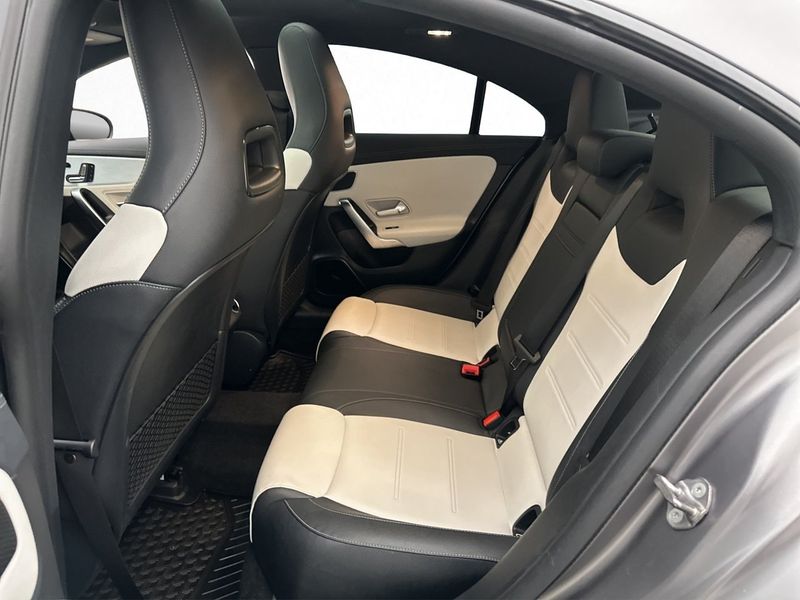 Mercedes CLA250 bild 31