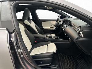 Mercedes CLA250 bild 24
