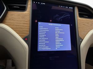 Tesla Model S bild 24