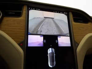 Tesla Model S bild 17