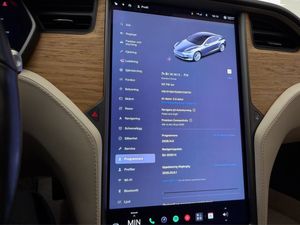 Tesla Model S bild 19