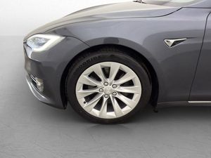 Tesla Model S bild 33