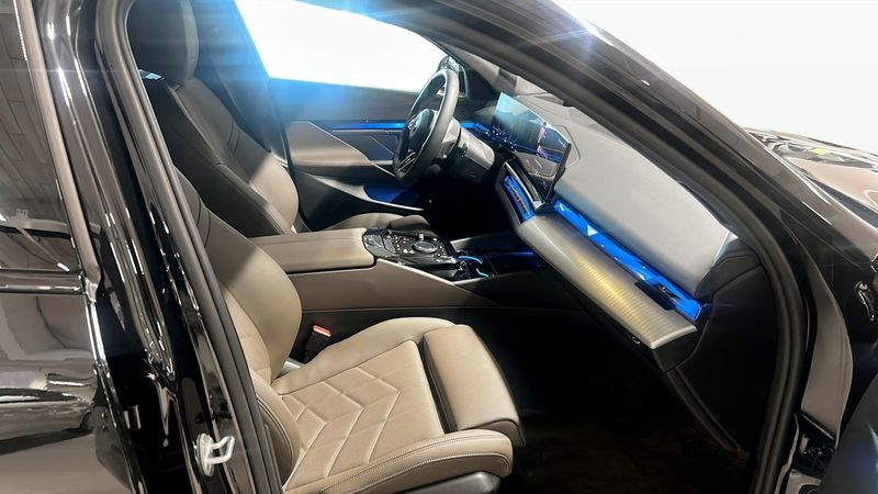 BMW i5 bild 3
