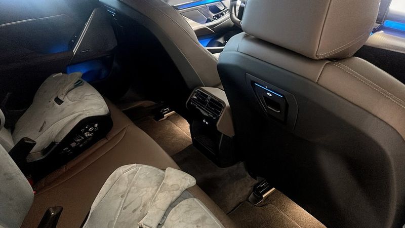 BMW i5 bild 5