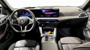 BMW i4 bild 4