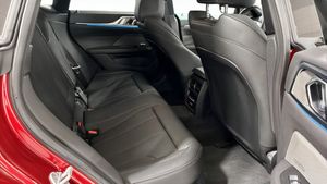 BMW i4 bild 5